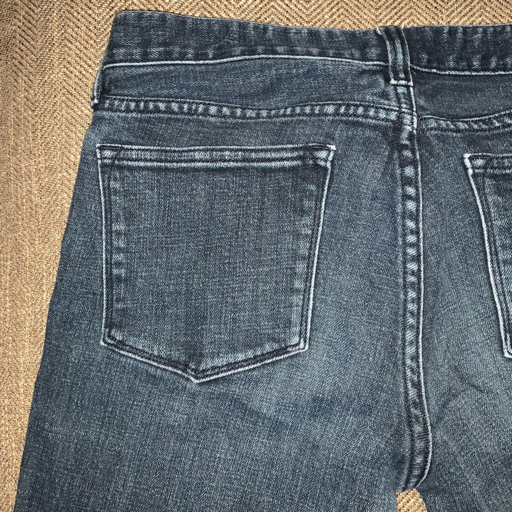 EUC J Crew Toothpick Jeans Size 28. - Picture 6 of 9